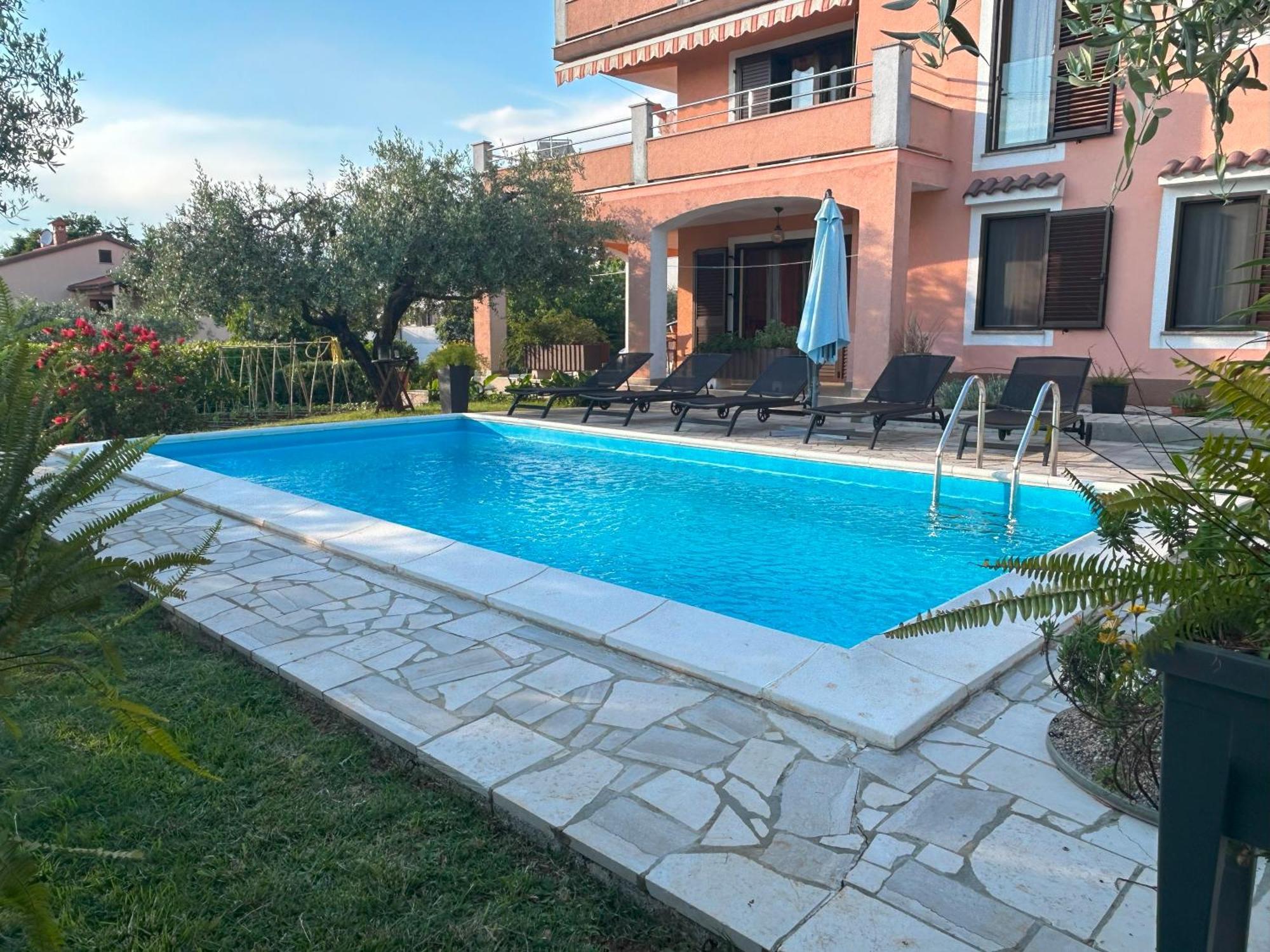 Apartments Marija 821 Pula Exterior photo
